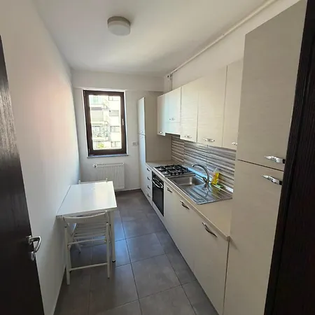 Apartman Mihai Bravu Cu Parcare Gratuit *